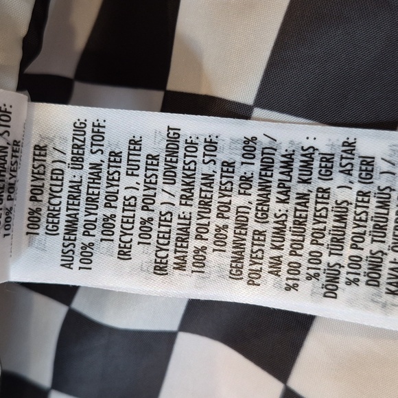 Disney Store Lightning McQueen Rain Jacket - Picture 11 of 11